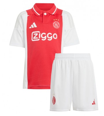 Ajax Hemmakläder Barn 2024-25 Kortärmad (+ Korta byxor)